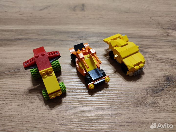 Конструктор пластиковый машинки