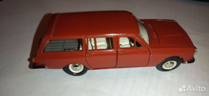 Модель СССР 1 43 волга газ 24-02