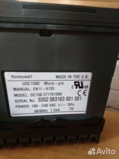 Универсальные контроллеры Honeywell