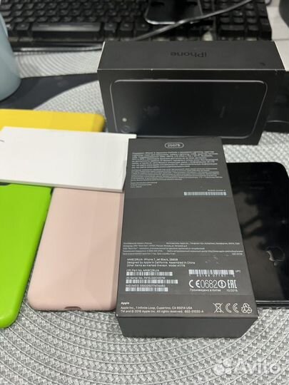 iPhone 7, 256 ГБ