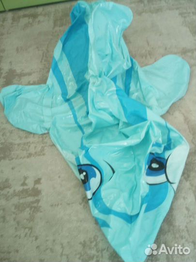 Надувные игрушки для плавания