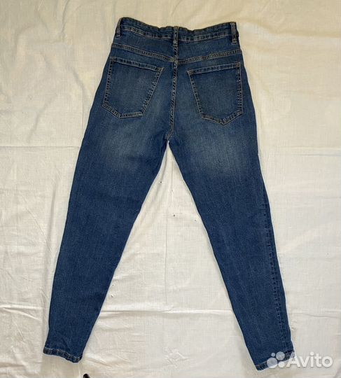Джинсы