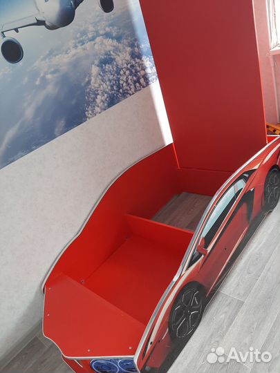 Кровать машинка