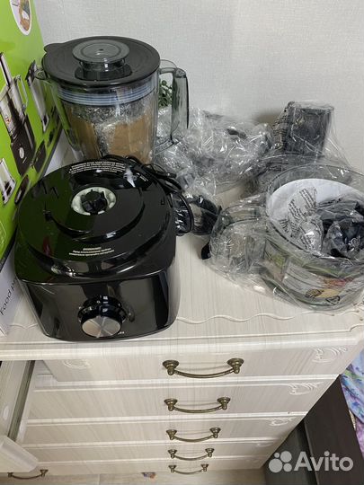 Кухонный комбайн новый
