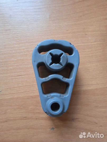 Резинометаллический шарнир (подушка глушителя) Bmw