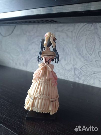 Статуэтка аниме