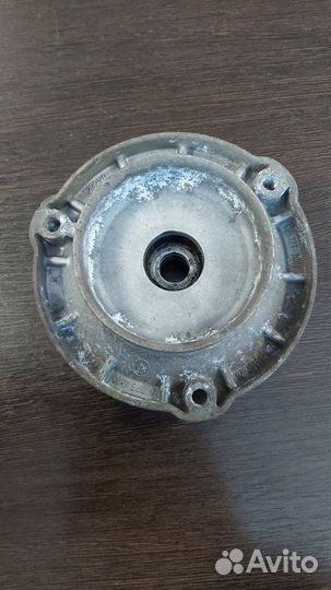 Опора амортизатора Bmw 750Lix F02 N63 4.4I 2009