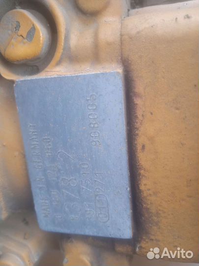 Двигатель komatsu