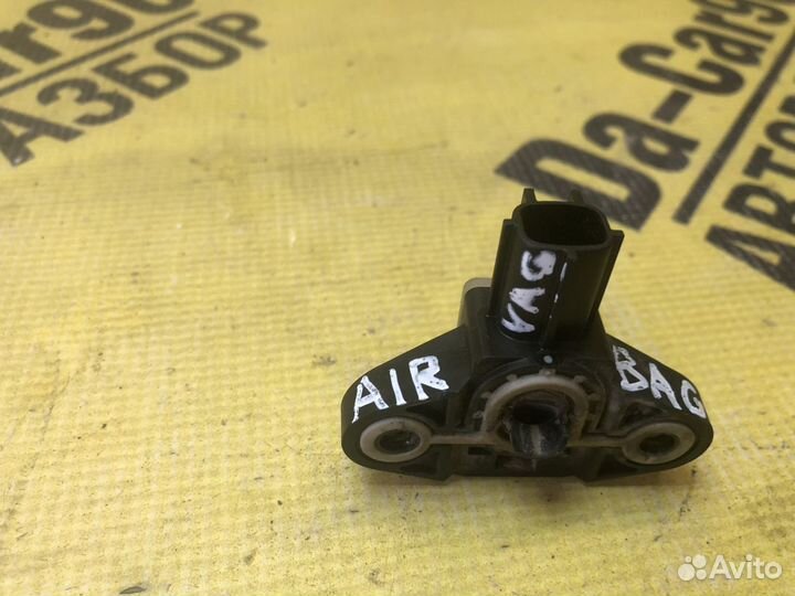 Датчик AIR BAG VW Passat B6 5N0959354