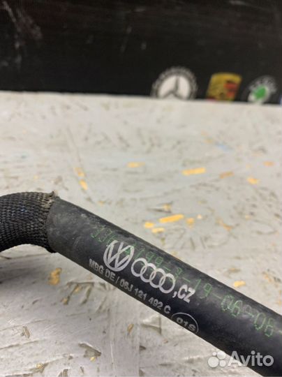 Трубка масляная Audi A3 8P ccza 2008