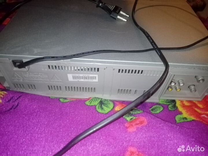 Видеомагнитофон