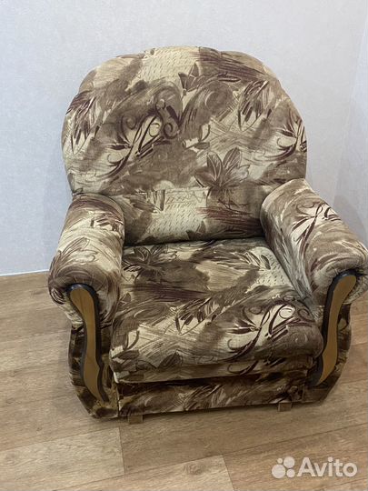 Диван и кресло