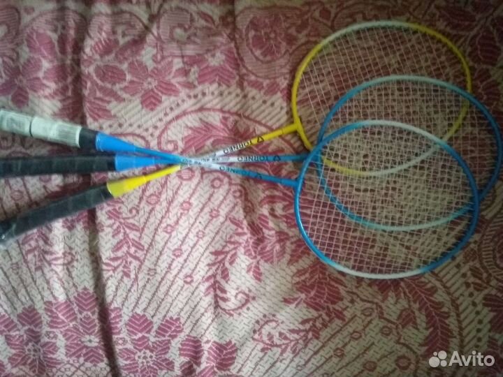 Ракетка для бадминтона