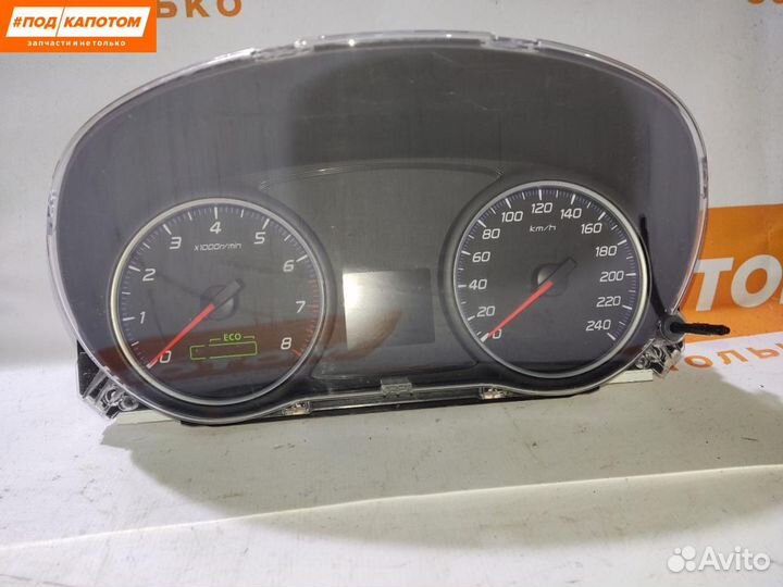 Панель приборов (щиток) Mitsubishi Outlander