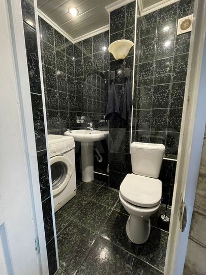 2-к. квартира, 63 м², 5/5 эт.