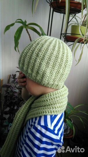 Новый Детский комплект шапка+шарф