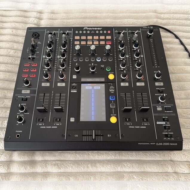 Pioneer DJM-2000 Nexus