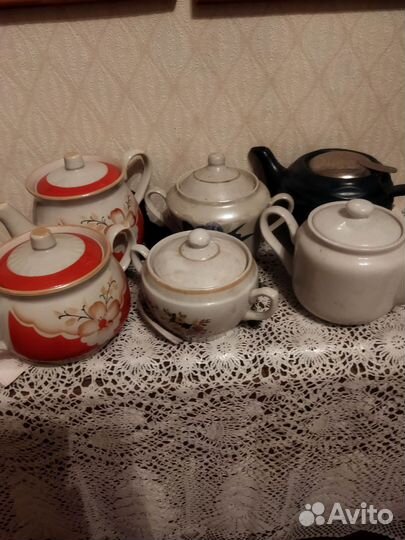 Чайники заварочные и стаканы
