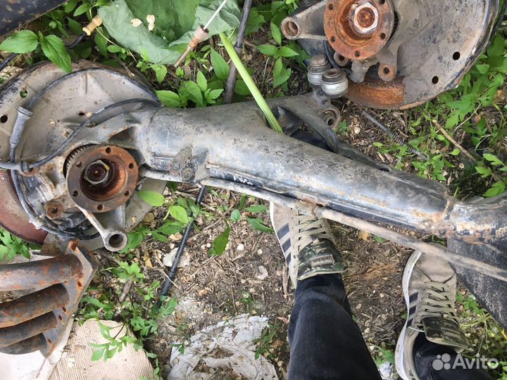 Рычаг задний со ступицей bmw e34