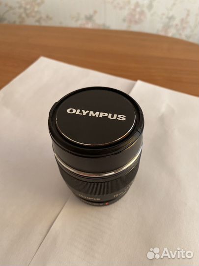 Olympus 75mm f/1.8