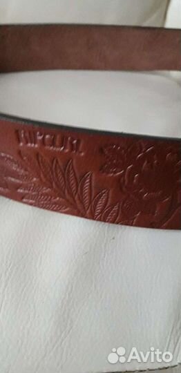 Ремень кожаный с теснением (ретро)