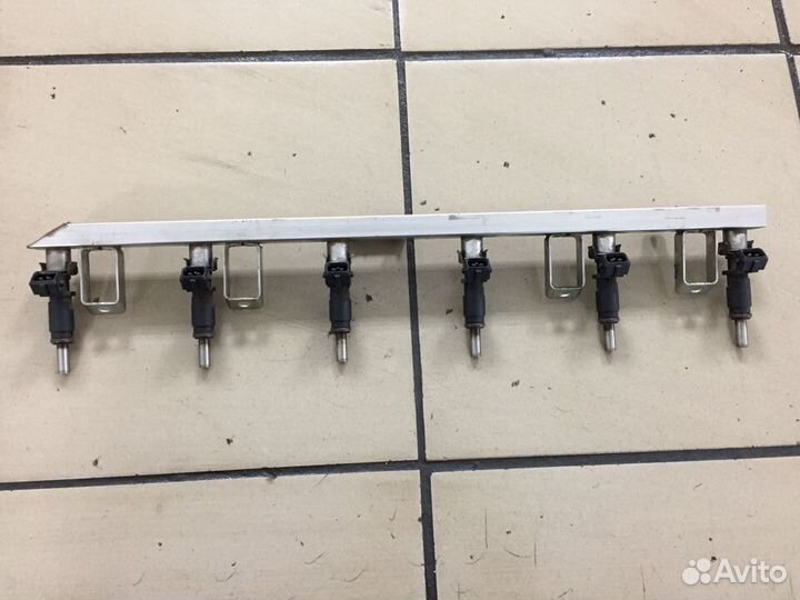 Форсунка топливная рампа BMW 5 E60 рестайлинг