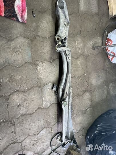 Трапеция дворников е65 е66