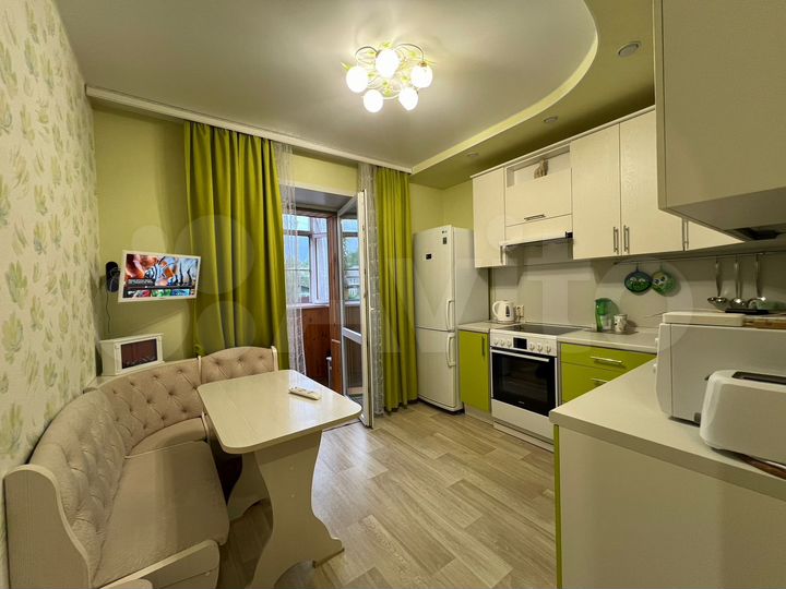 1-к. квартира, 32,8 м², 1/9 эт.