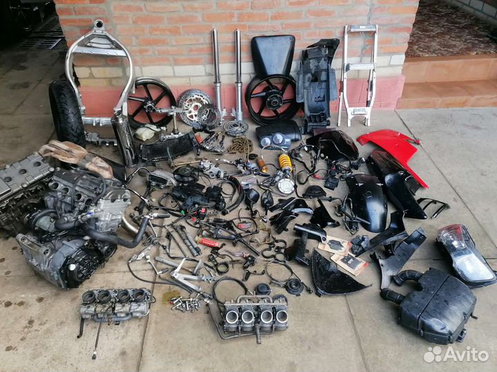 Honda cbr 919 sc33 Разбор Запчасти