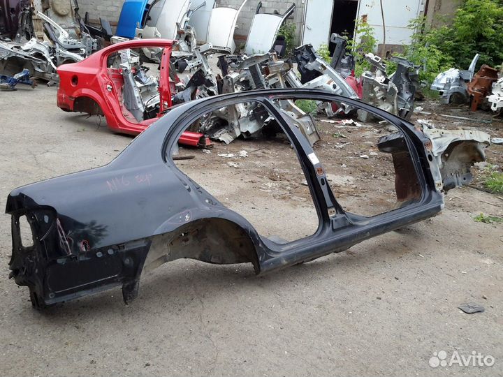 Кузовной элемент правый Nissan Almera N16