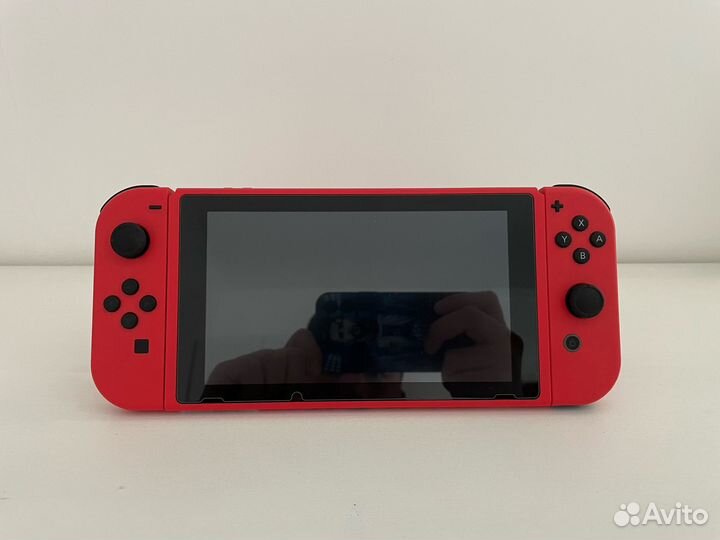 Nintendo Switch V2 Mario Edition + карта 128 Гб