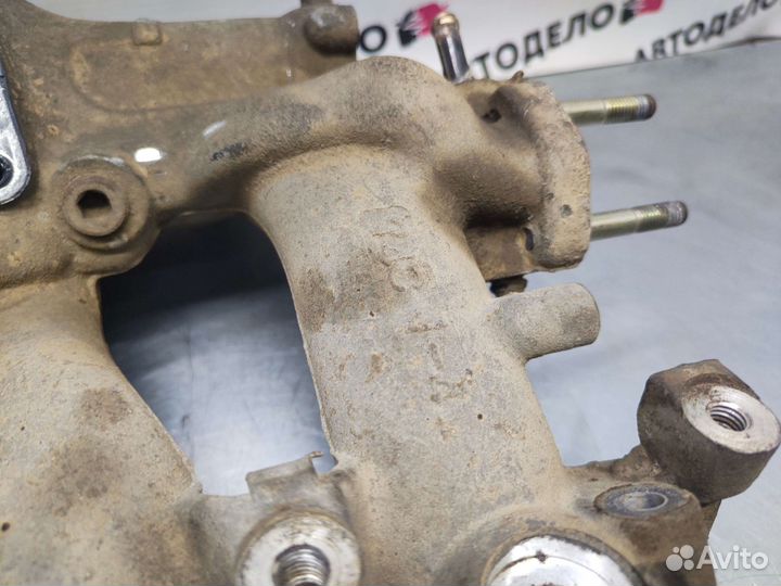 Коллектор впускной Nissan Almera N15 1998 г.в