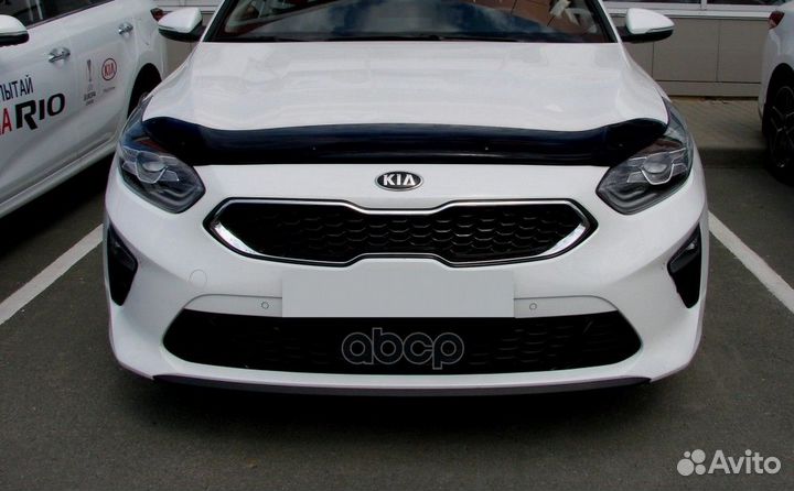 Дефлектор капота черный для Kia Ceed (2018-2021