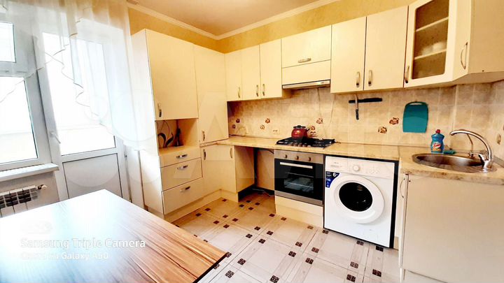 2-к. квартира, 58 м², 9/12 эт.