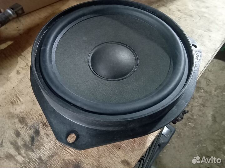 Динамик передней двери Opel Astra H Zafira B