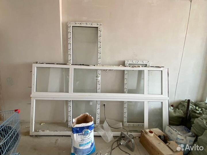 Дверь пластиковая с окном