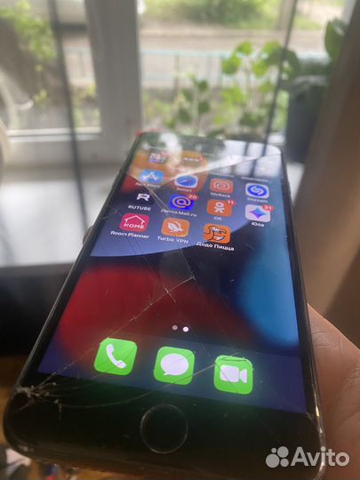 Телефон iPhone 7 plus на запчасти