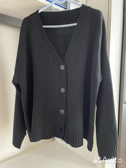Кардиган вязаный