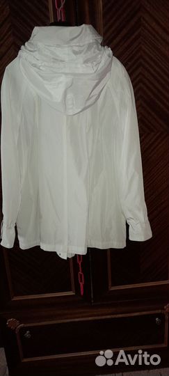 Куртка ветровка женская