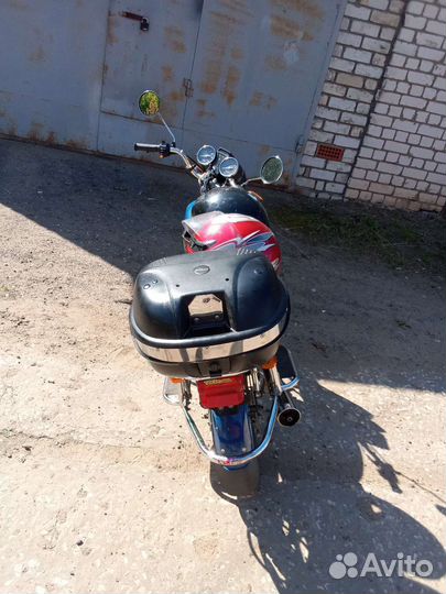 Продаю мопед