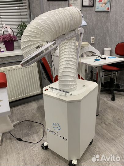 Вытяжка для педикюра