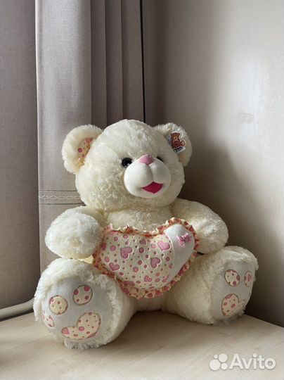Плюшевый медведь