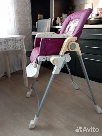Детский стульчик для кормления