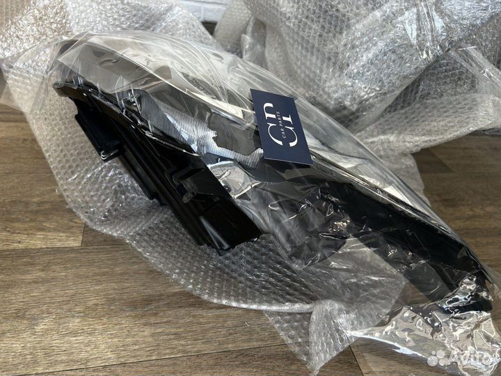 Фара левая Hyundai IX35