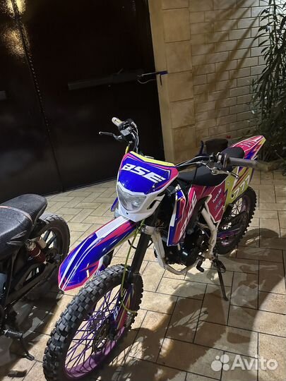 Эндуро/Мотоцикл