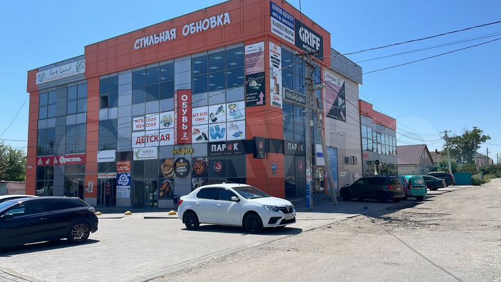 Торговая площадь, 65 м²