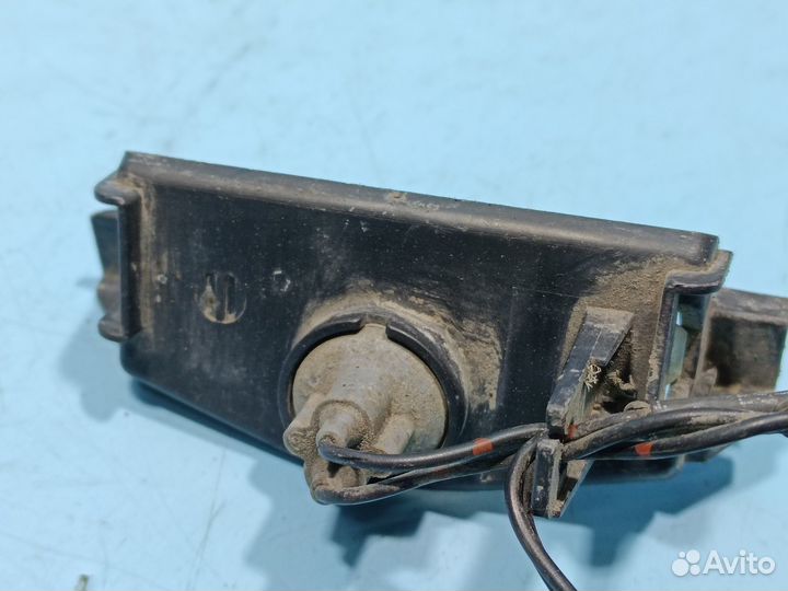 Фонарь подсветки номера для Mazda 3 2003-2009