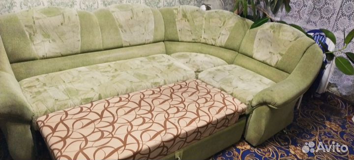 Угловой диван