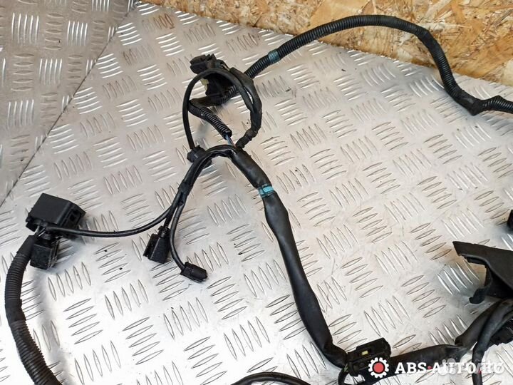 Проводка двигателя Mercedes-Benz E-Класс
