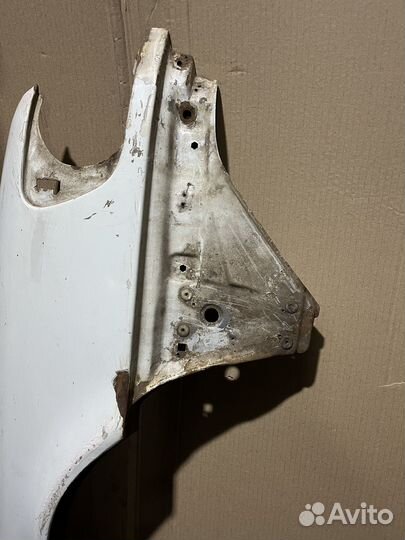 Крыло переднее правое ауди 100 с4
